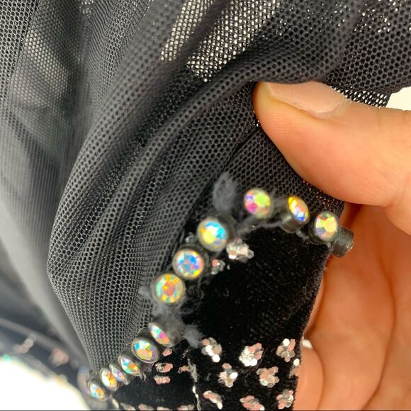 Ice Figure Skating Dress Girls Long Sleeved Black Gymnastics Dress - Picture 9 of 15